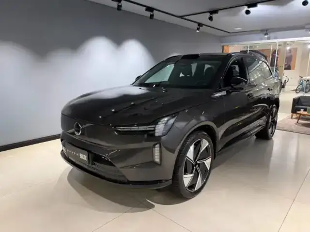 VOLVO EX90 P8 RECHARGE TWIN ELECTRIC PERFORMANCE ULTRA AWD em São Paulo, SP