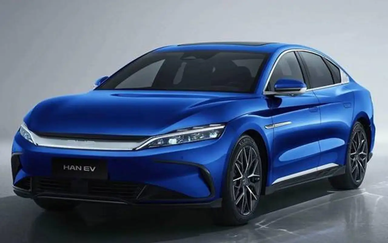 BYD HAN ELÉTRICO AWD — foto 1 de 13