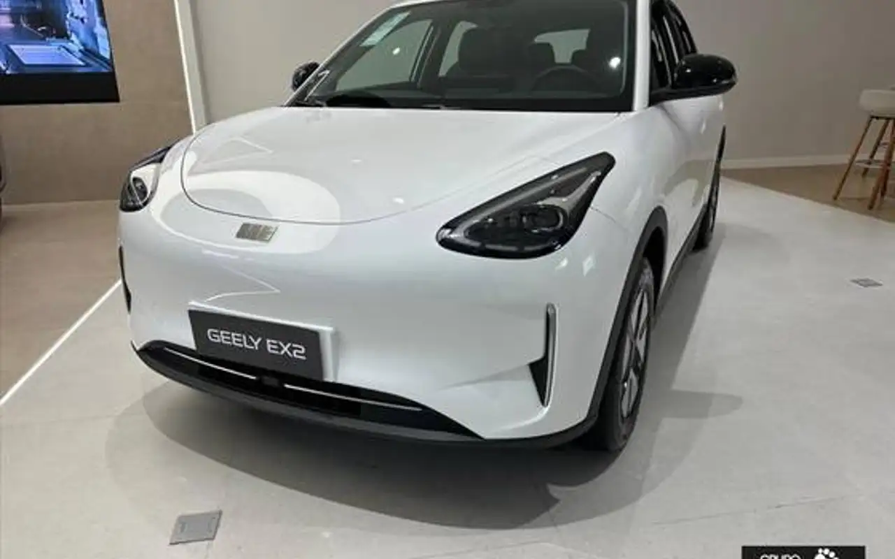 GEELY EX2 39,4 KW ELÉTRICO PRO — foto 1 de 10