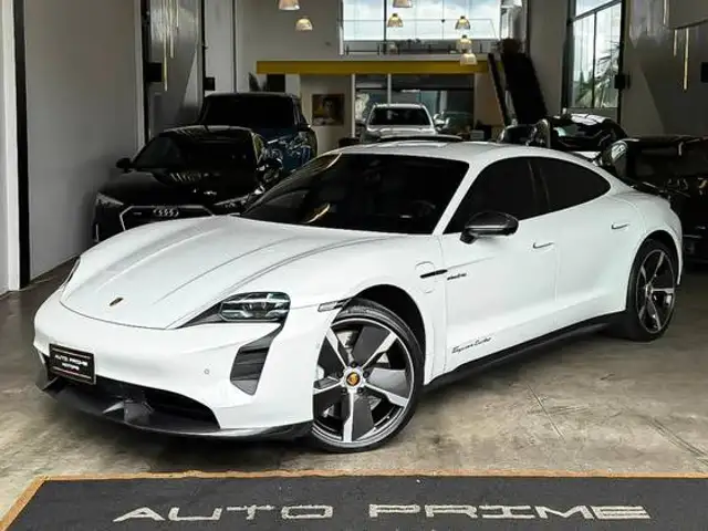 PORSCHE TAYCAN TURBO ELÉTRICO em São Paulo, SP