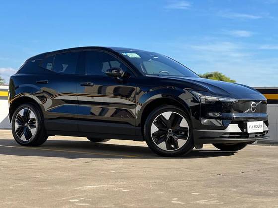 VOLVO EX30 69 KW ELÉTRICO CORE em Canoas, RS