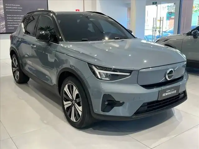VOLVO XC40 P6 RECHARGE ELECTRIC PLUS em Santo André, SP