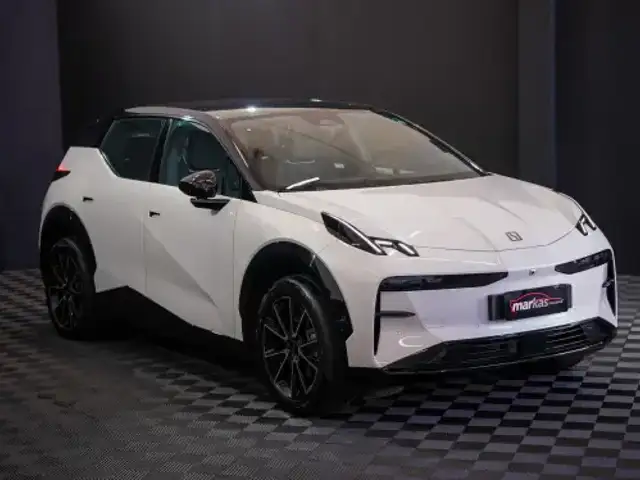 ZEEKR X 66 KW ELÉTRICO PREMIUM em Porto Alegre, RS