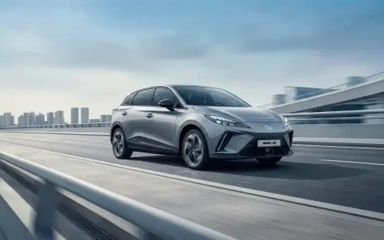 MG 4 64 KW ELÉTRICO LUXURY — foto 1 de 12