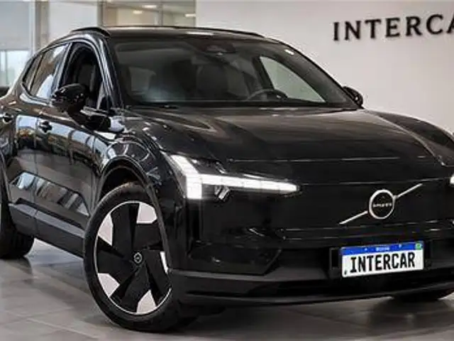 VOLVO EX30 69 KW ELÉTRICO PLUS em São Paulo, SP