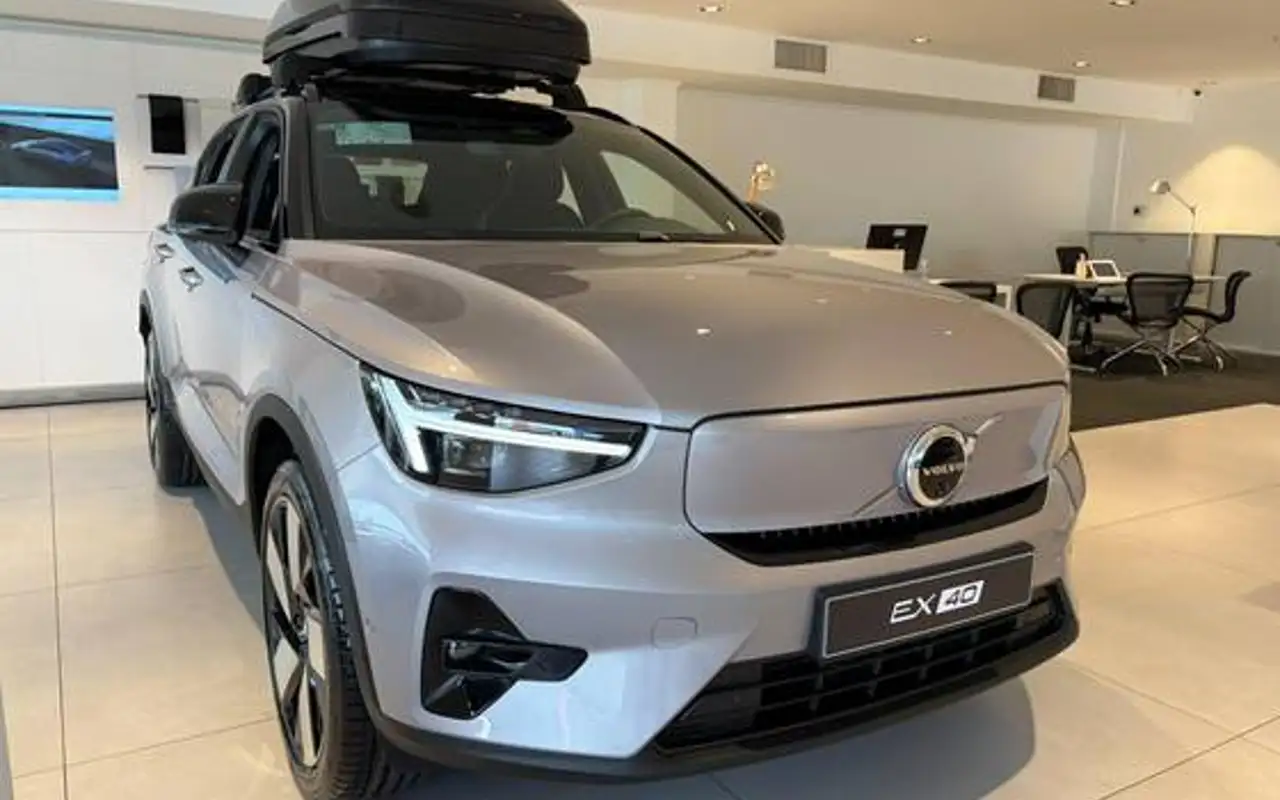 VOLVO EX40 P8 RECHARGE TWIN ELECTRIC ULTRA AWD — foto 1 de 10