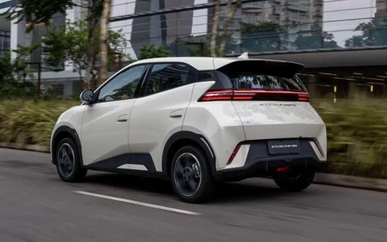 BYD DOLPHIN MINI 38 KW ELÉTRICO — foto 1 de 8