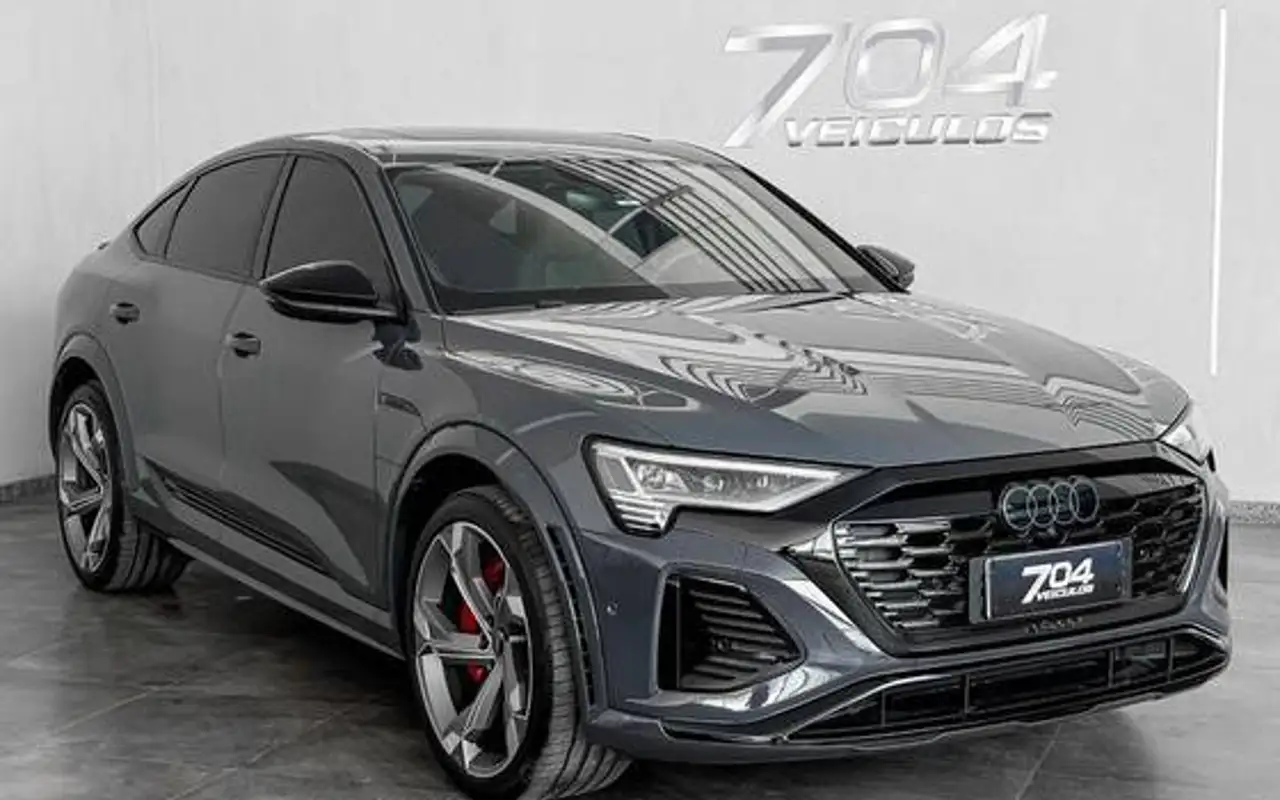 AUDI SQ8 E-TRON ELÉTRICO SPORTBACK QUATTRO — foto 1 de 20