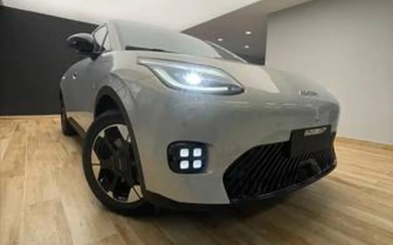 GAC AION UT 44,12 KW ELÉTRICO PREMIUM — foto 1 de 14