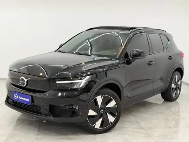 VOLVO XC40 P6 RECHARGE ELECTRIC PLUS em Curitiba, PR