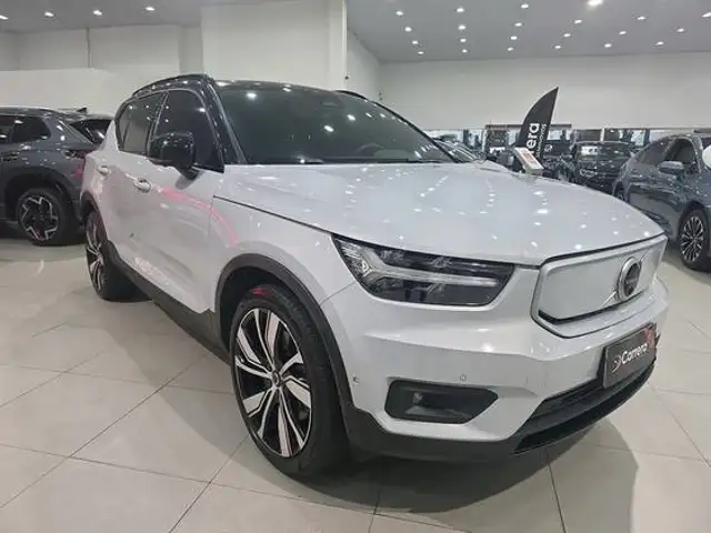 VOLVO XC40 P8 RECHARGE ELECTRIC BEV PURE AWD em Barueri, SP