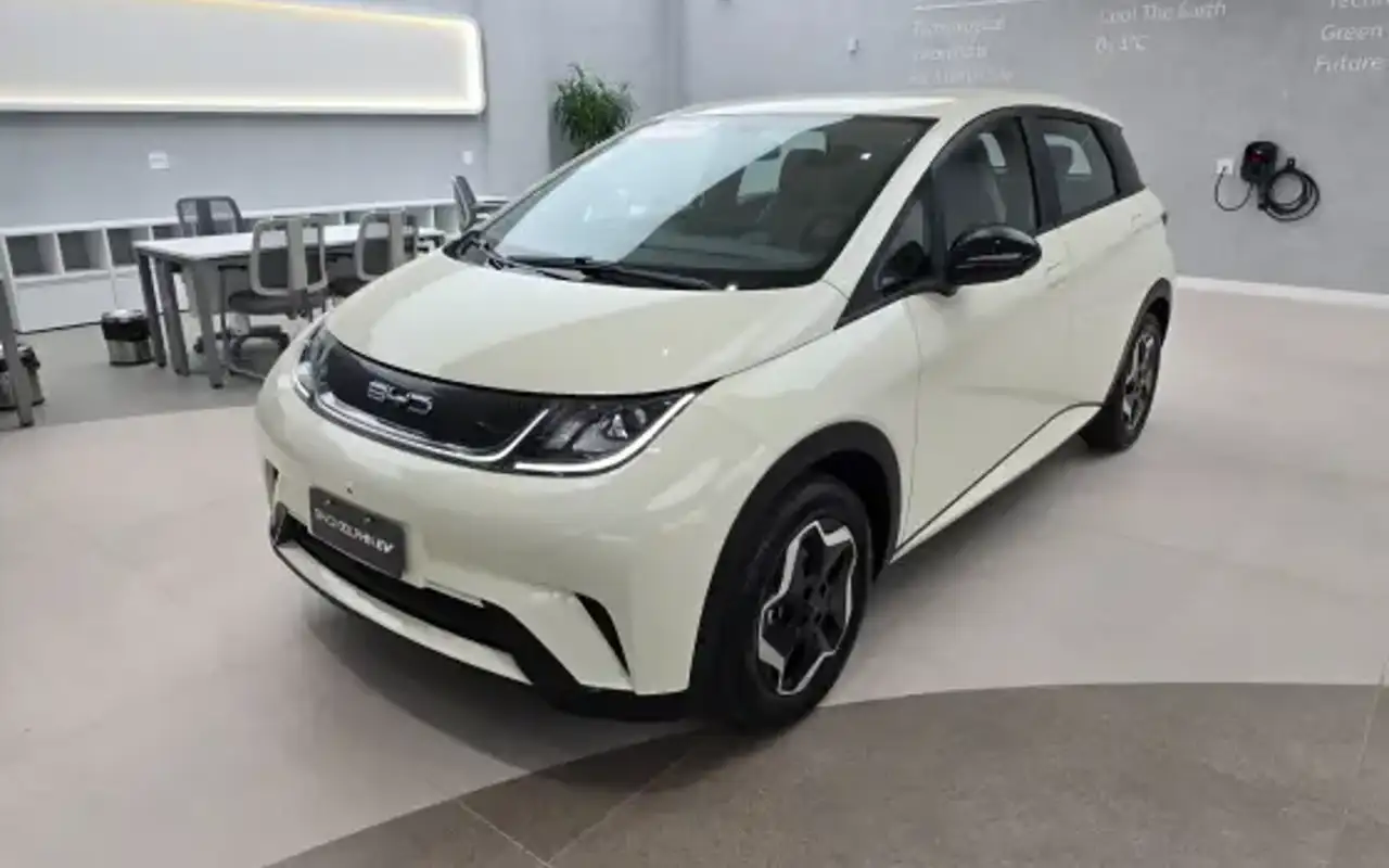 BYD DOLPHIN 44,9 KW ELÉTRICO GS — foto 1 de 12