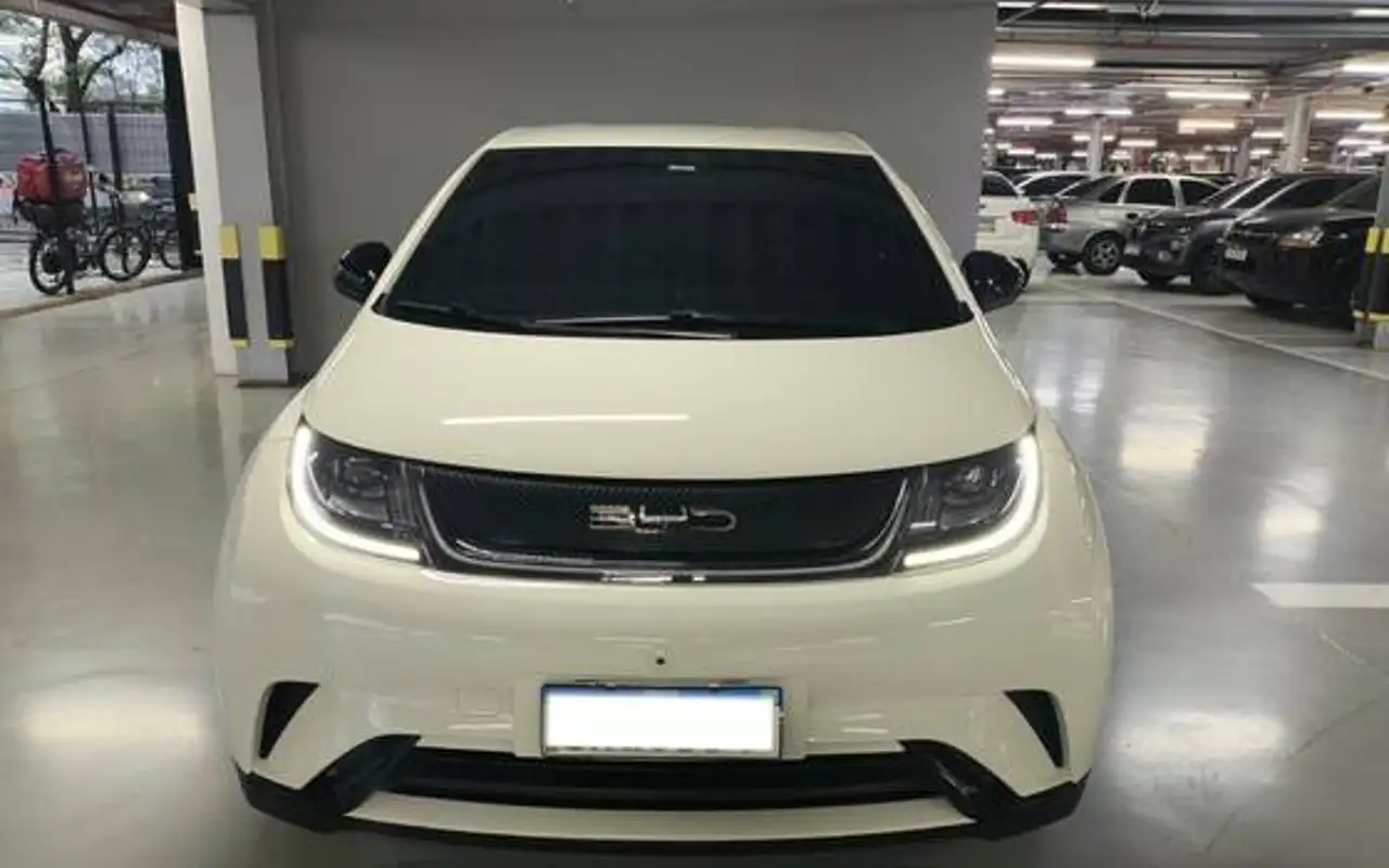BYD DOLPHIN 44,9 KW ELÉTRICO — foto 1 de 10