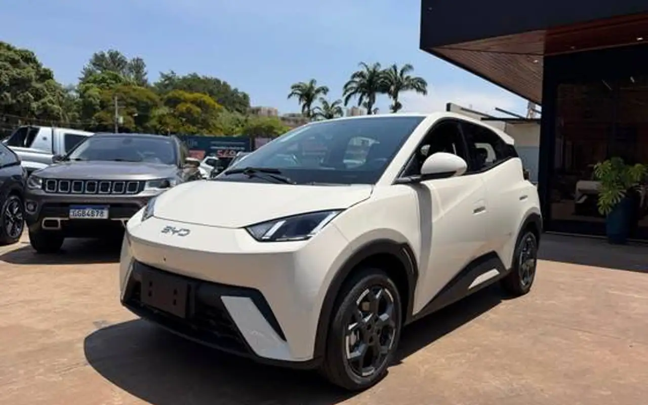 BYD DOLPHIN MINI 38 KW ELÉTRICO GS — foto 1 de 16