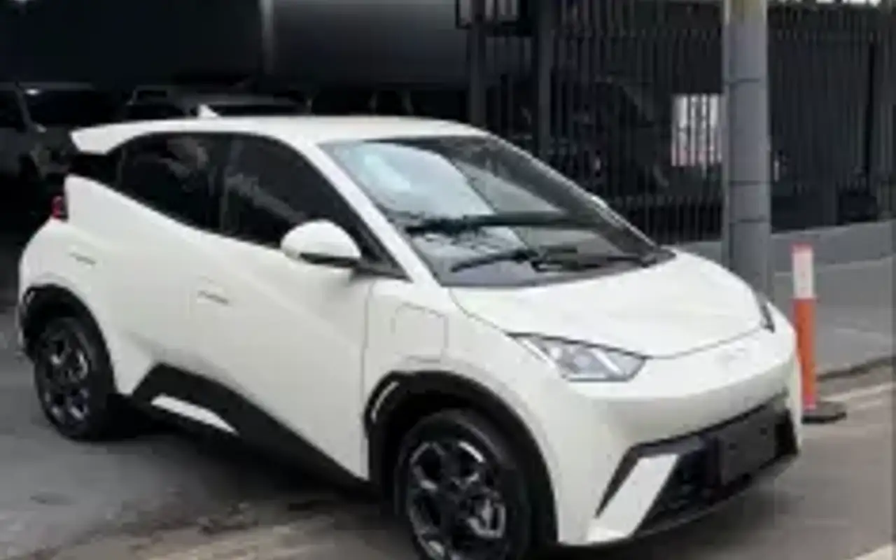 BYD DOLPHIN MINI 38 KW ELÉTRICO GS — foto 1 de 12