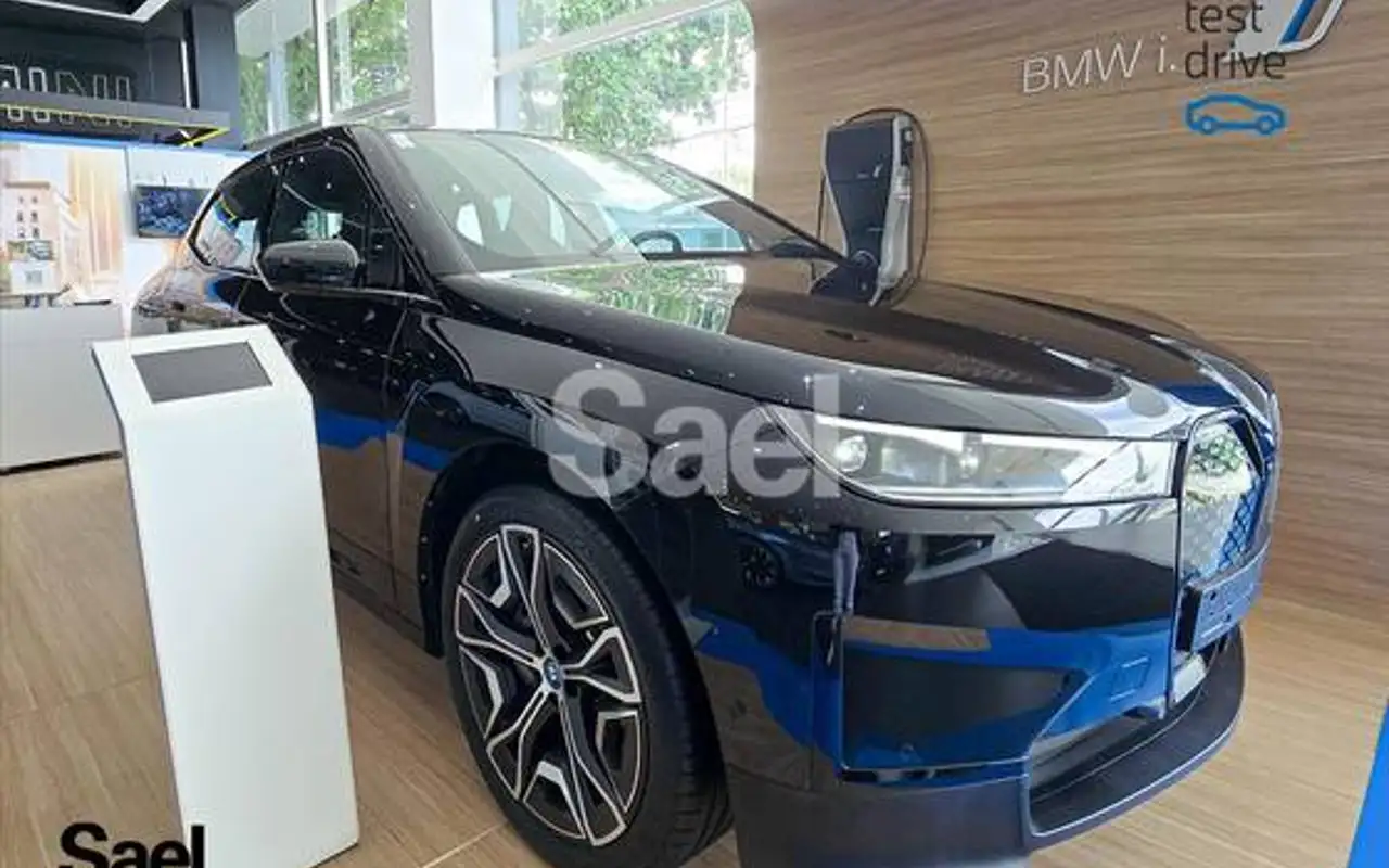 BMW iX ELÉTRICO XDRIVE40 — foto 1 de 14