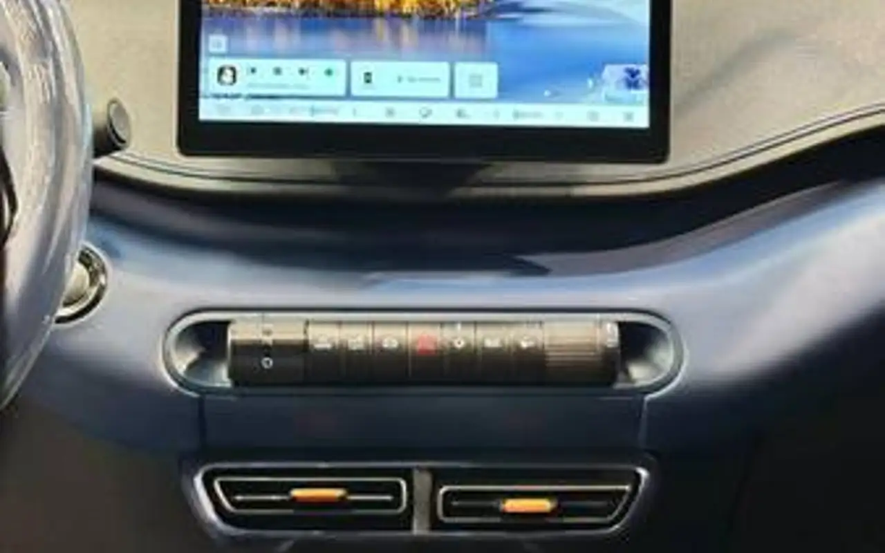 BYD DOLPHIN MINI 38 KW ELÉTRICO GS — foto 1 de 14