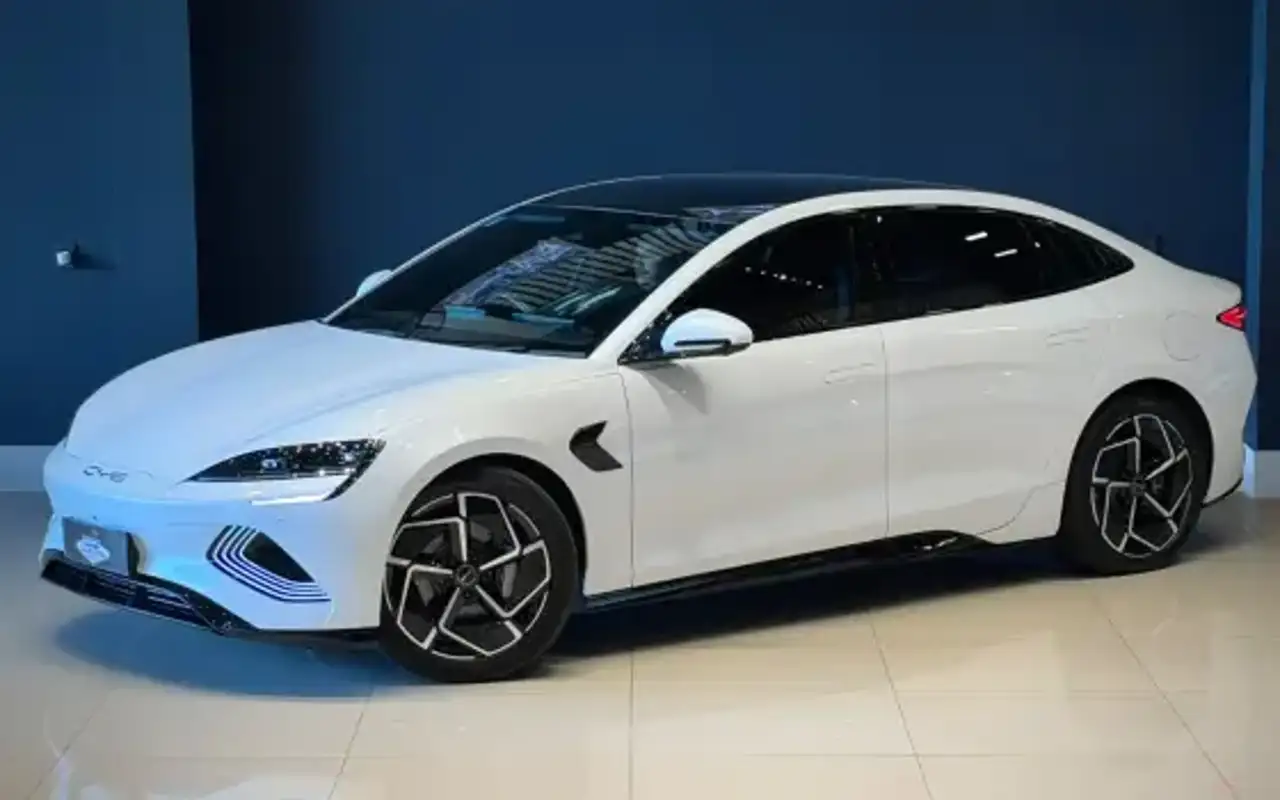 BYD SEAL 82,5 KW ELÉTRICO AWD — foto 1 de 11