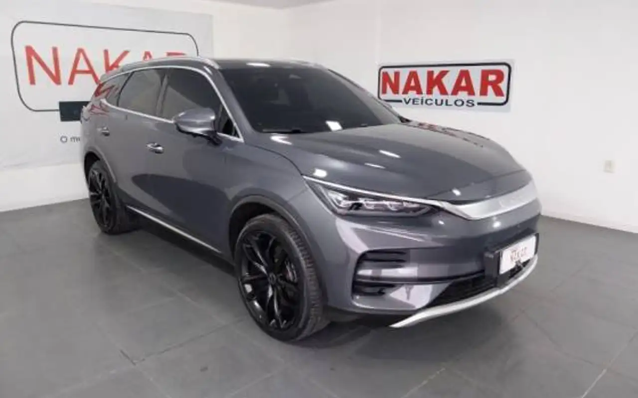 BYD TAN ELÉTRICO AWD — foto 1 de 17