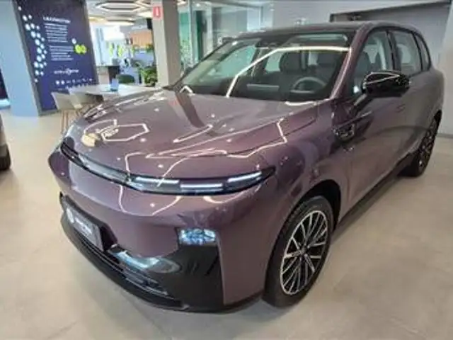 LEAPMOTOR B10 56,2 KW BEV em São Paulo, SP