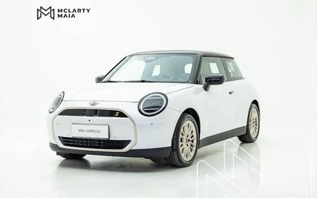MINI COOPER 49,2 KW ELÉTRICO 2P SE — foto 1 de 12