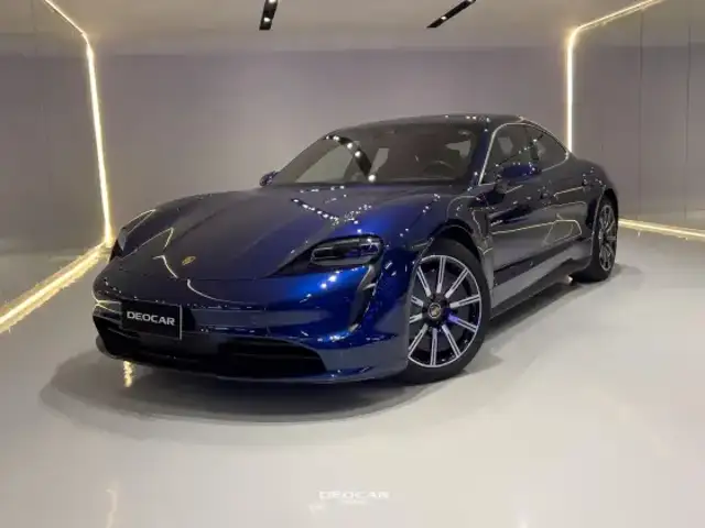 PORSCHE TAYCAN 4S ELÉTRICO em Belo Horizonte, MG
