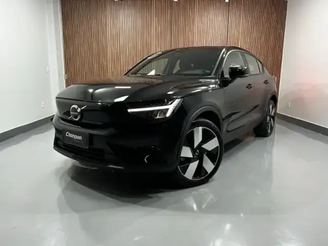 VOLVO C40 P8 RECHARGE TWIN ELECTRIC ULTIMATE AWD em Brasília, DF