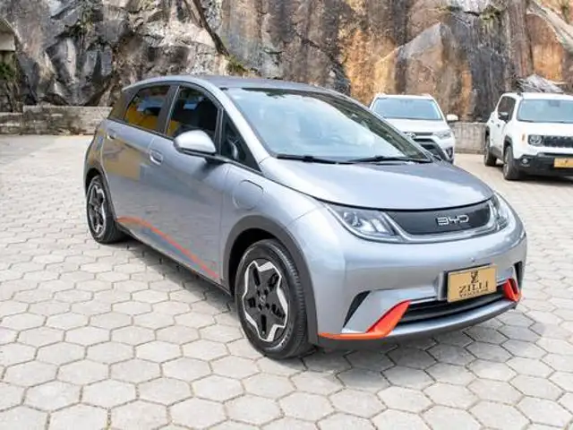 BYD DOLPHIN 44,9 KW ELÉTRICO em Florianópolis, SC