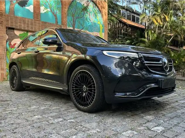 MERCEDES-BENZ EQC 400 AMG LINE 4MATIC ELÉTRICO em Rio de Janeiro, RJ