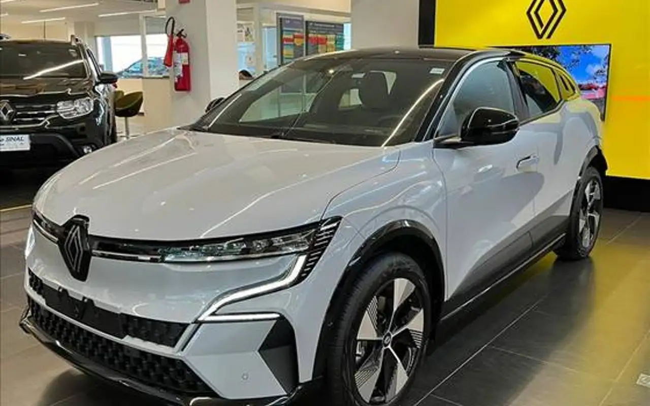 RENAULT MEGANE 60 KW ELÉTRICO E-TECH EV60 — foto 1 de 13