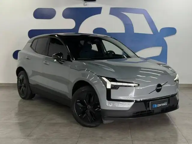 VOLVO EX30 69 KW ELÉTRICO CORE em Curitiba, PR
