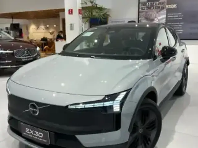 VOLVO EX30 69 KW ELÉTRICO CROSS COUNTRY em Santo André, SP