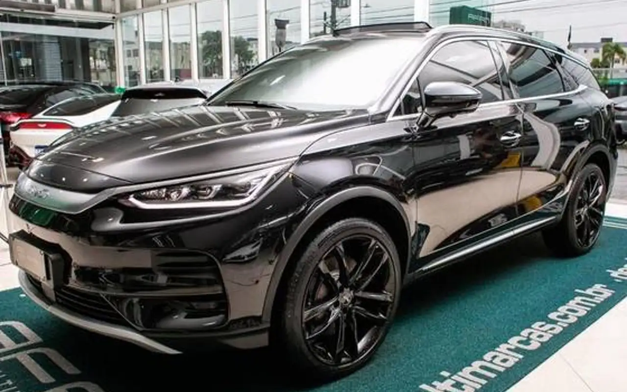 BYD TAN ELÉTRICO AWD — foto 1 de 20
