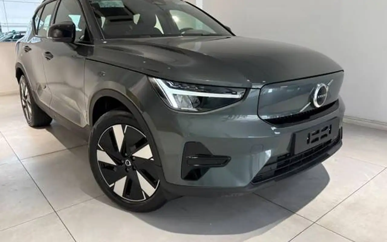 VOLVO EX40 P6 RECHARGE ELECTRIC PLUS — foto 1 de 14