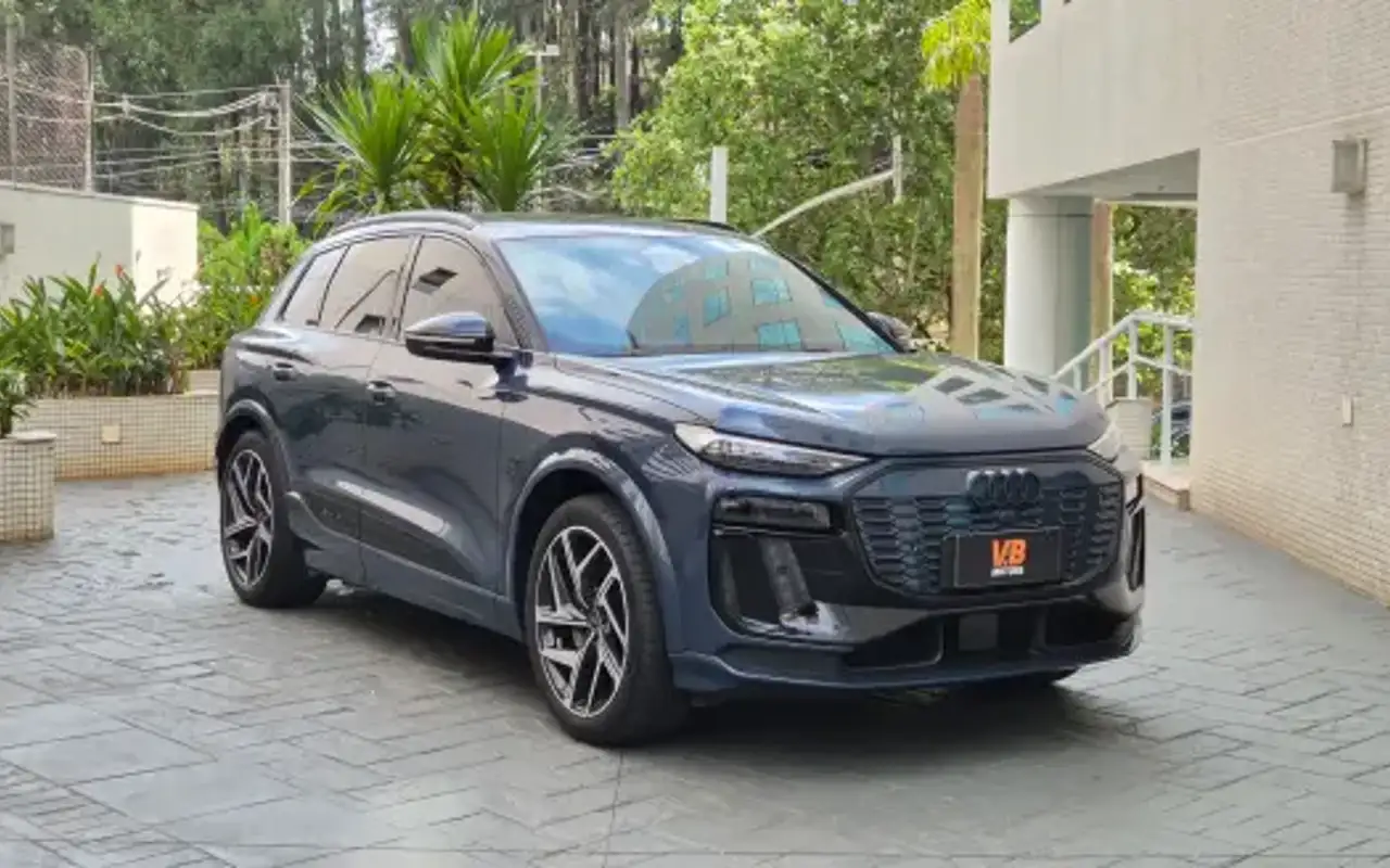 AUDI Q6 E-TRON 100 KW ELÉTRICO PERFORMANCE BLACK QUATTRO — foto 1 de 18