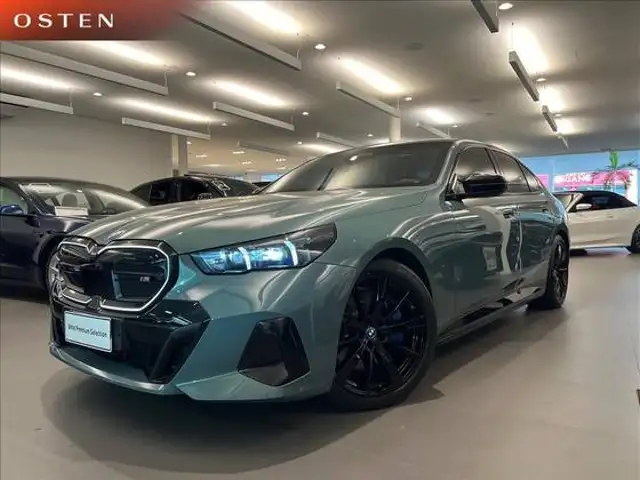 BMW i5 ELÉTRICO XDRIVE60 M SPORT em São José dos Campos, SP