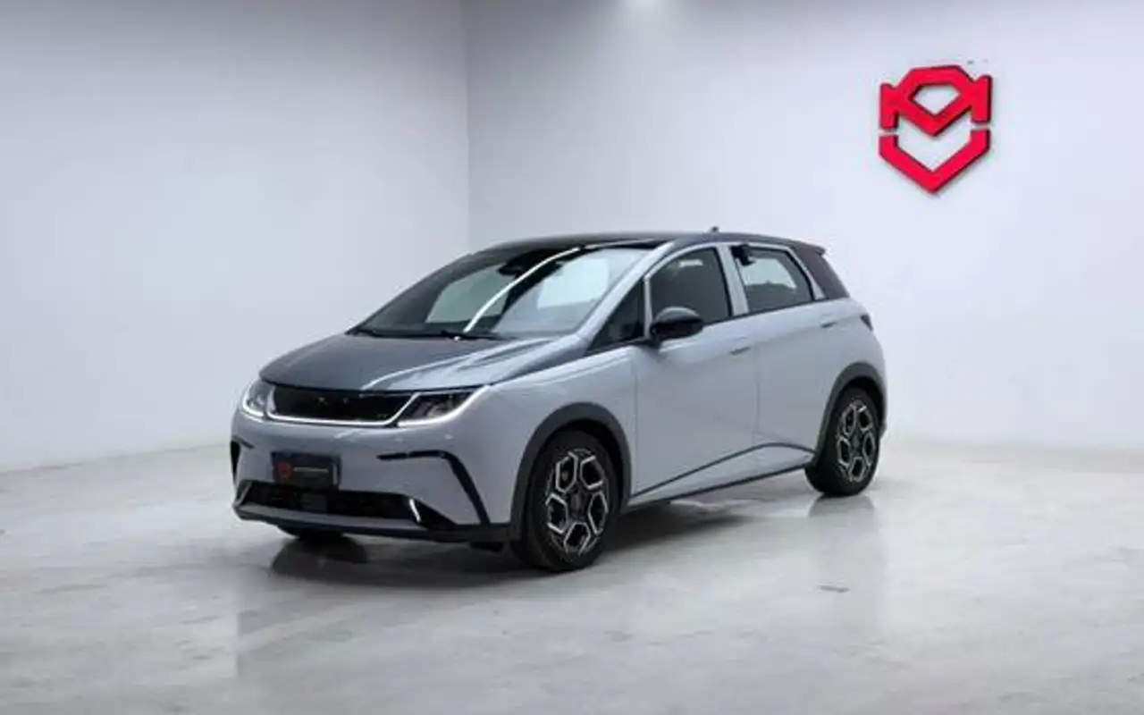 BYD DOLPHIN 60,5 KW ELÉTRICO PLUS — foto 1 de 20