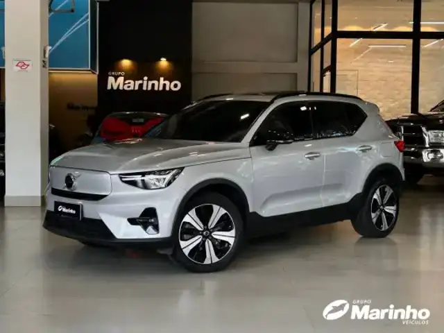 VOLVO XC40 P6 RECHARGE ELECTRIC PLUS em Sorocaba, SP