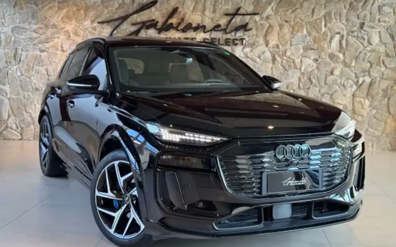 AUDI Q6 E-TRON 100 KW ELÉTRICO PERFORMANCE BLACK QUATTRO — foto 1 de 20
