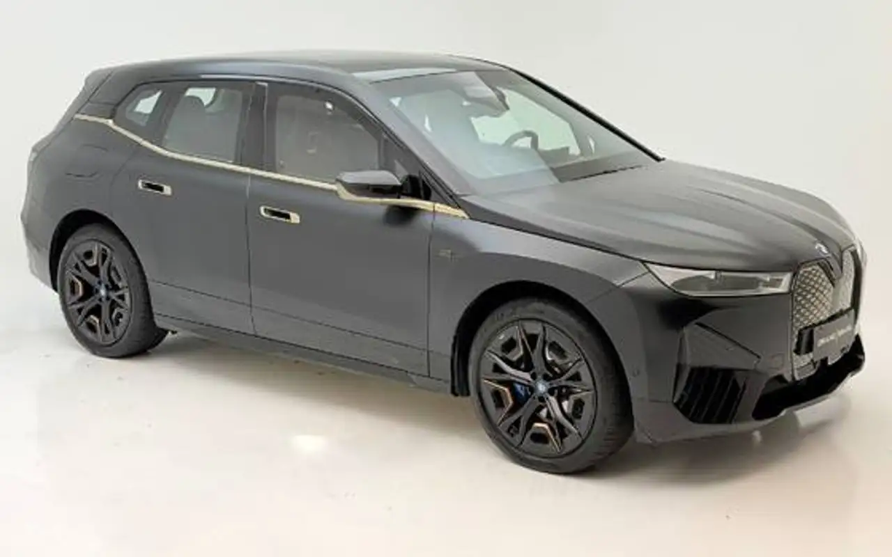 BMW iX ELÉTRICO M60 — foto 1 de 20