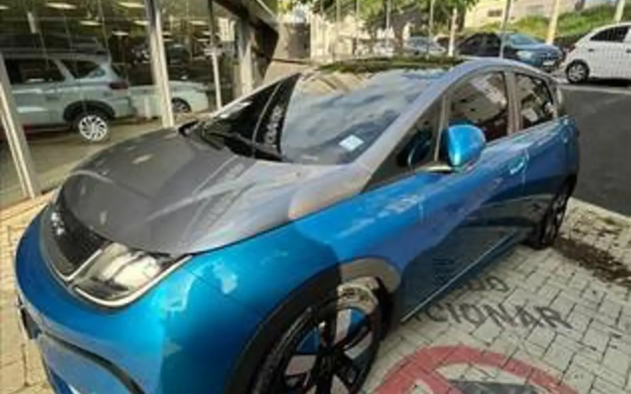 BYD DOLPHIN 60,5 KW ELÉTRICO PLUS — foto 1 de 13