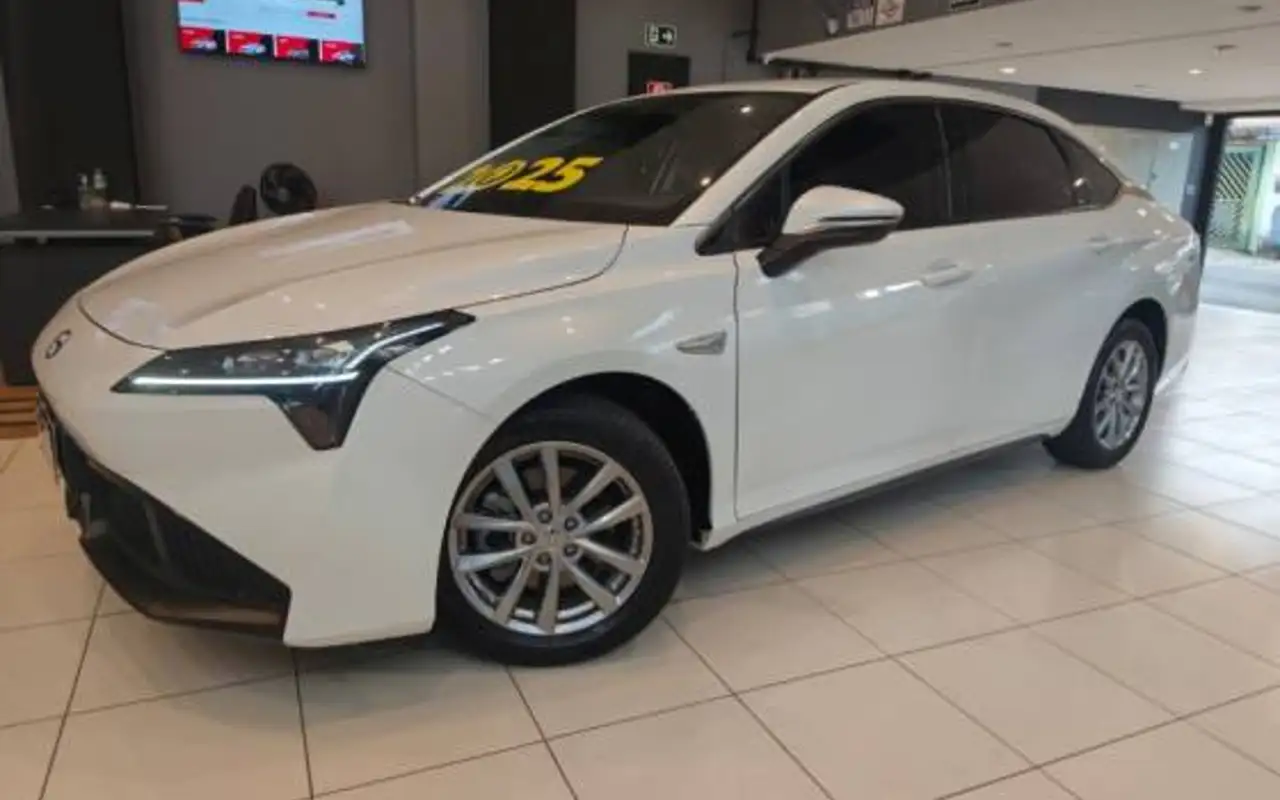 GAC AION ES 55,2 KW ELÉTRICO PLUS — foto 1 de 17