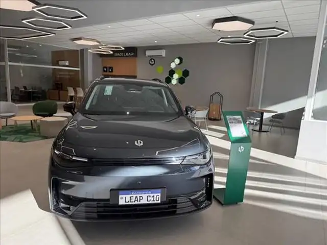 LEAPMOTOR C10 69,9 KW BEV em Santo André, SP