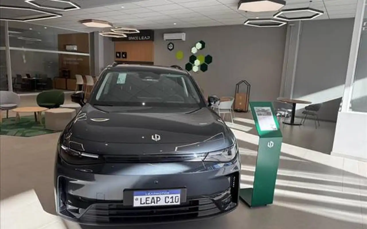 LEAPMOTOR C10 69,9 KW BEV — foto 1 de 14