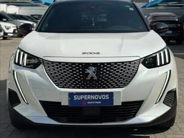 PEUGEOT 2008 50 KW ELÉTRICO E-GT em Serra, ES