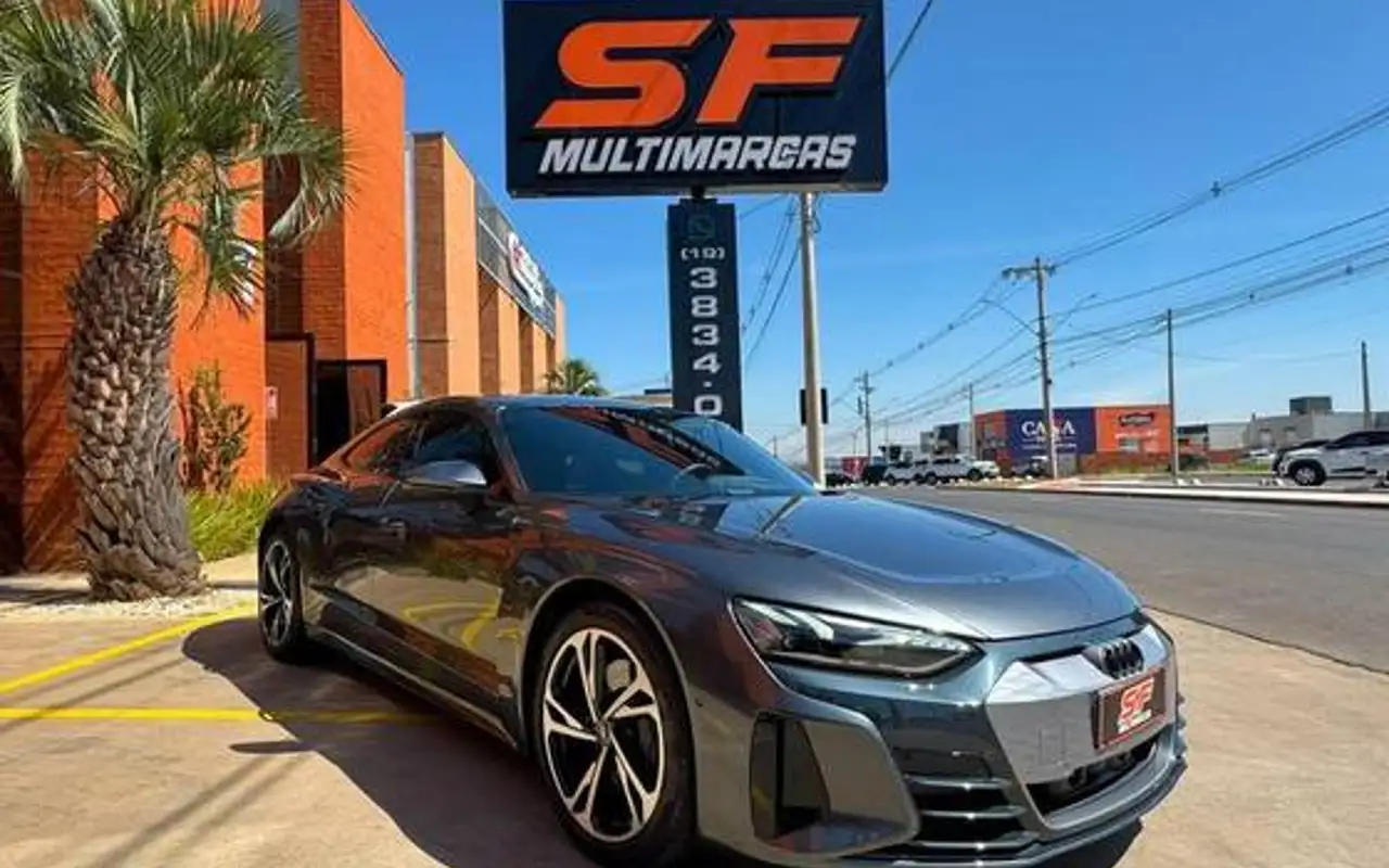 AUDI E-TRON GT ELÉTRICO SPORTBACK QUATTRO — foto 1 de 10