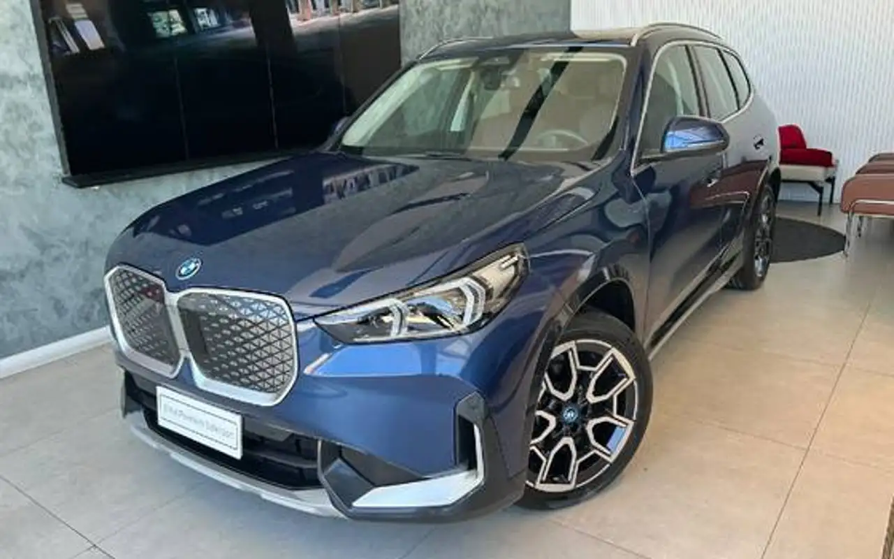 BMW iX1 ELÉTRICO eDRIVE20 X LINE — foto 1 de 14