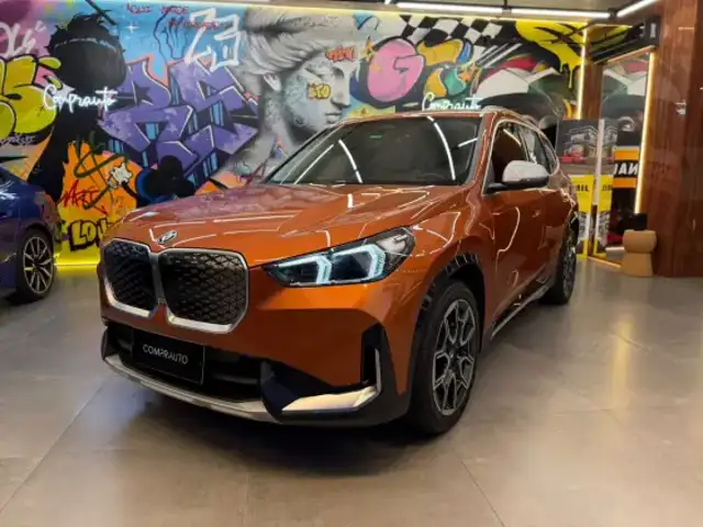 BMW iX1 ELÉTRICO eDRIVE20 X LINE em Passo Fundo, RS
