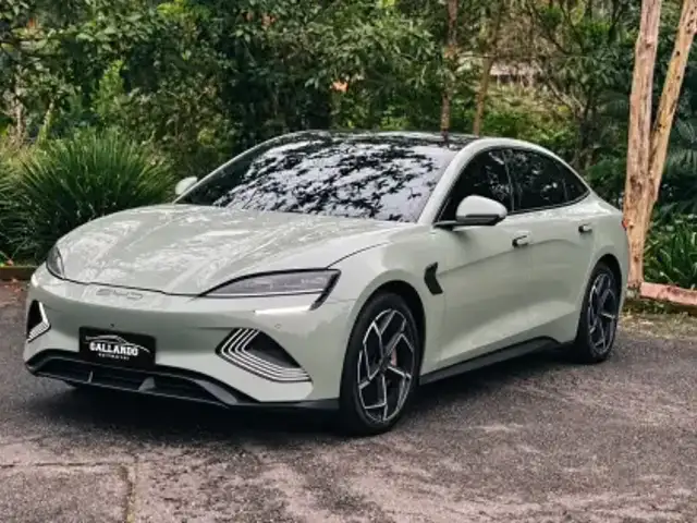 BYD SEAL 82,5 KW ELÉTRICO AWD em Joinville, SC