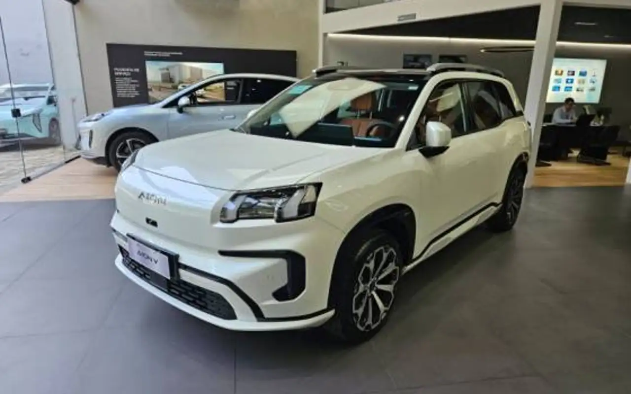 GAC AION V 75,3 KW ELÉTRICO ELITE — foto 1 de 12